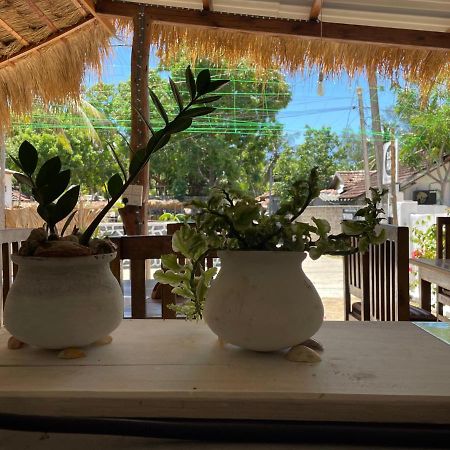 Banana Surf House Hotel Arugam Bay Exterior photo