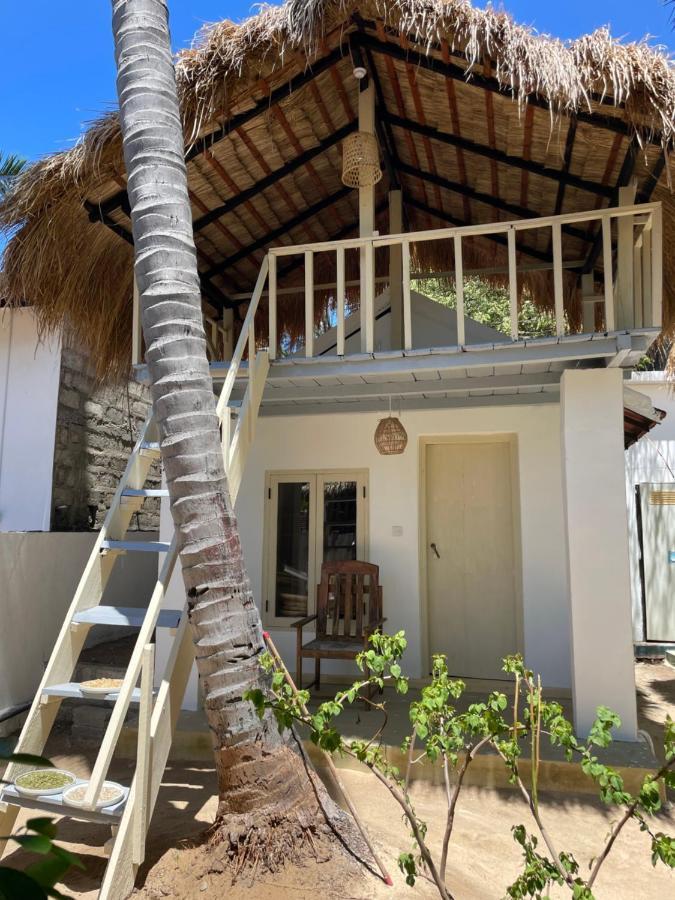 Banana Surf House Hotel Arugam Bay Exterior photo