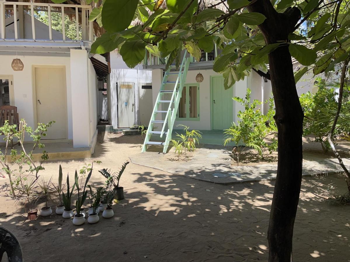 Banana Surf House Hotel Arugam Bay Exterior photo