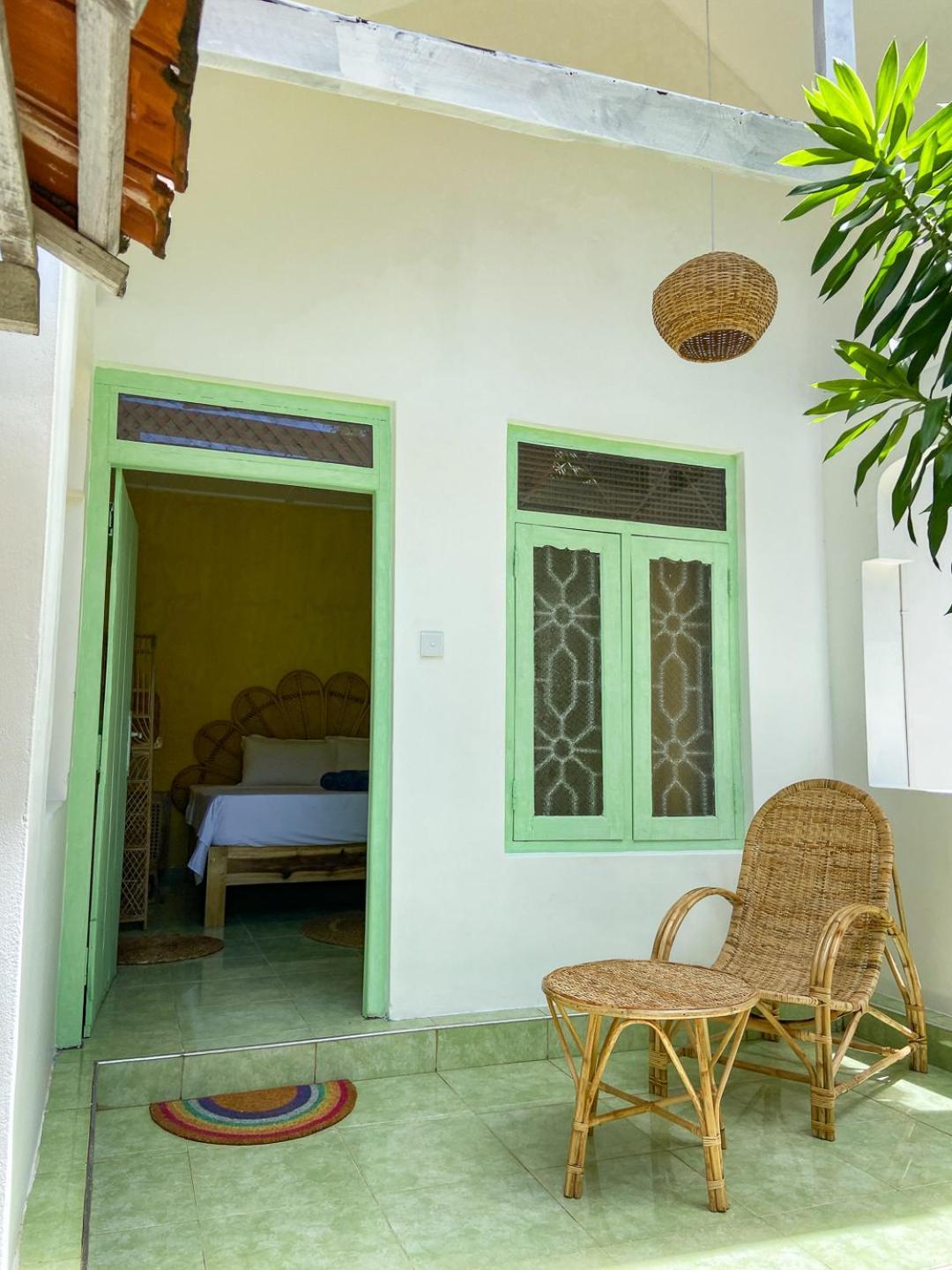 Banana Surf House Hotel Arugam Bay Exterior photo